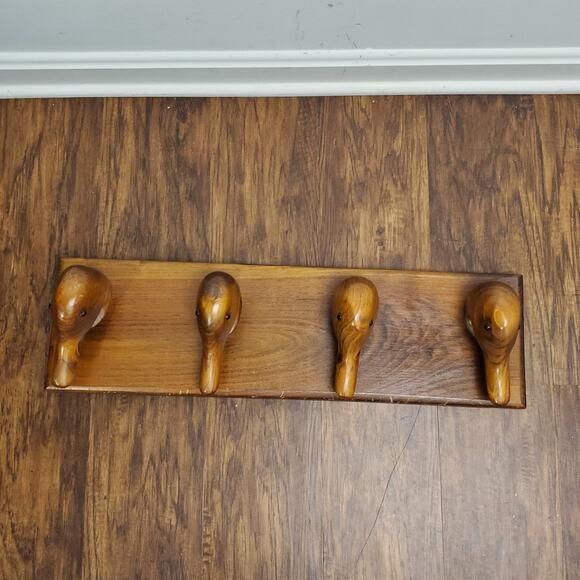 Vintage EdgeComb Solid Wood Carved 4 Mallard Ducks Head-Shaped Hat & Coat Rack - Picture 2 of 11